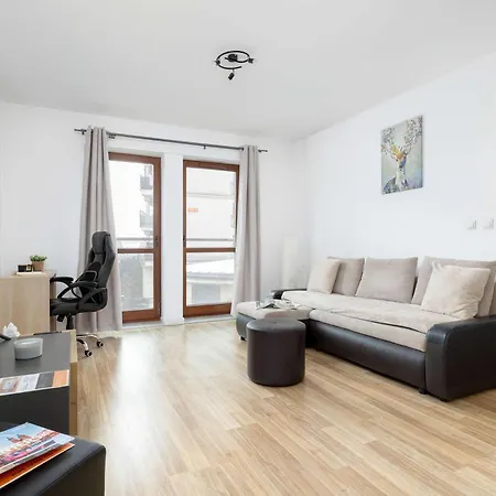 Appartement Bright One-bedroom Functional Interiors Remote Working By Renters Krakau