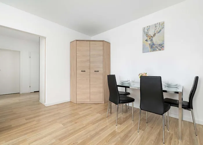 Bright One-bedroom Functional Interiors Remote Working By Renters Apartament *