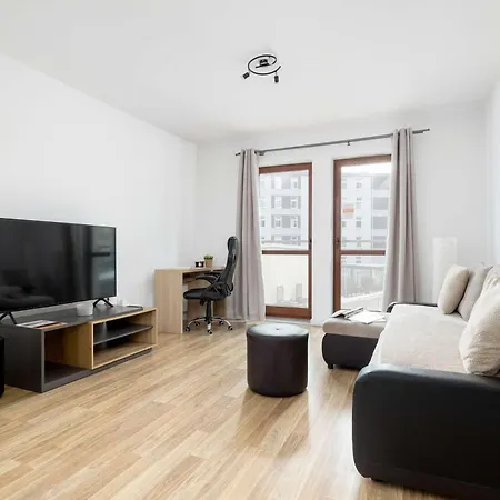 דירה Bright One-bedroom Functional Interiors Remote Working By Renters